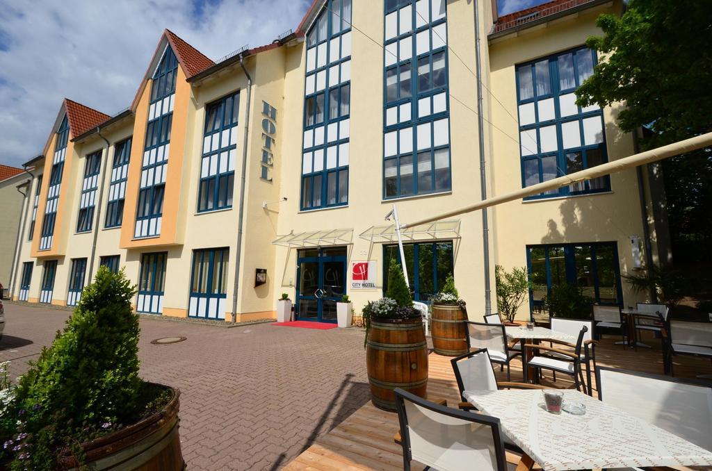 City Hotel Aschersleben Exteriör bild