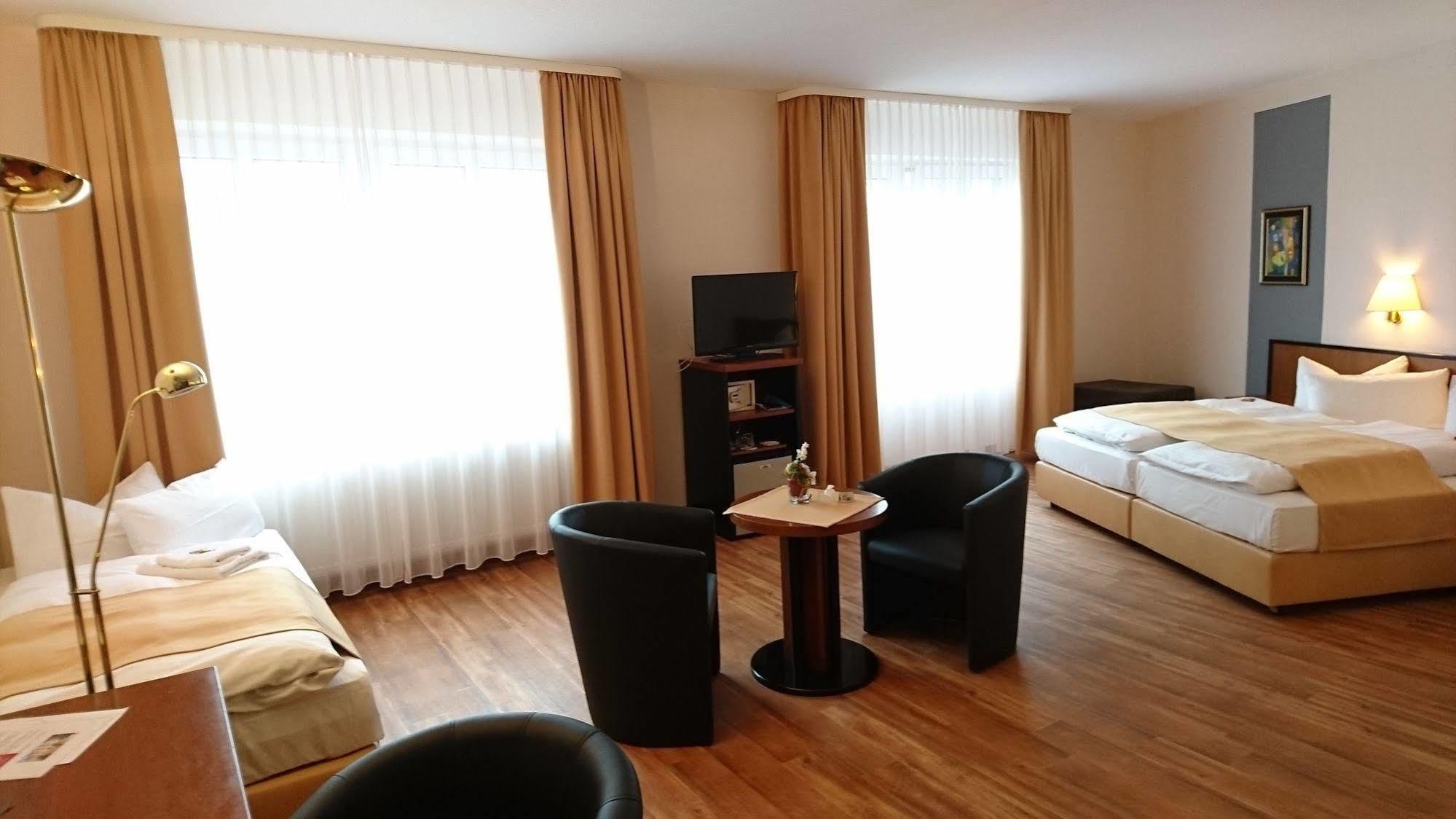 City Hotel Aschersleben Exteriör bild